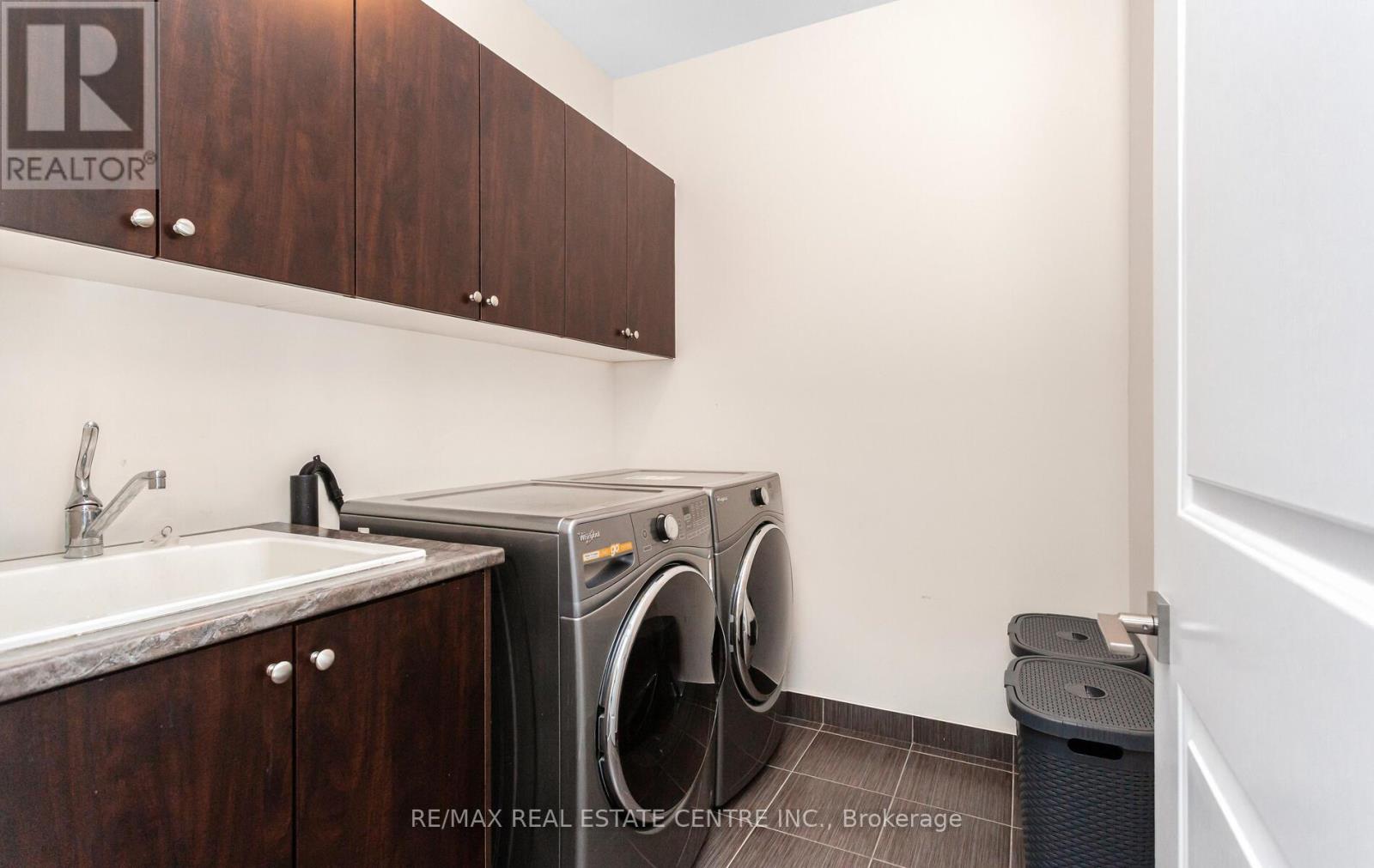 9 Rolling Acres Drive, Brampton, Ontario  L6X 5P3 - Photo 33 - W12977772