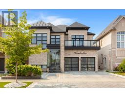 9 ROLLING ACRES DRIVE, Brampton, Ontario