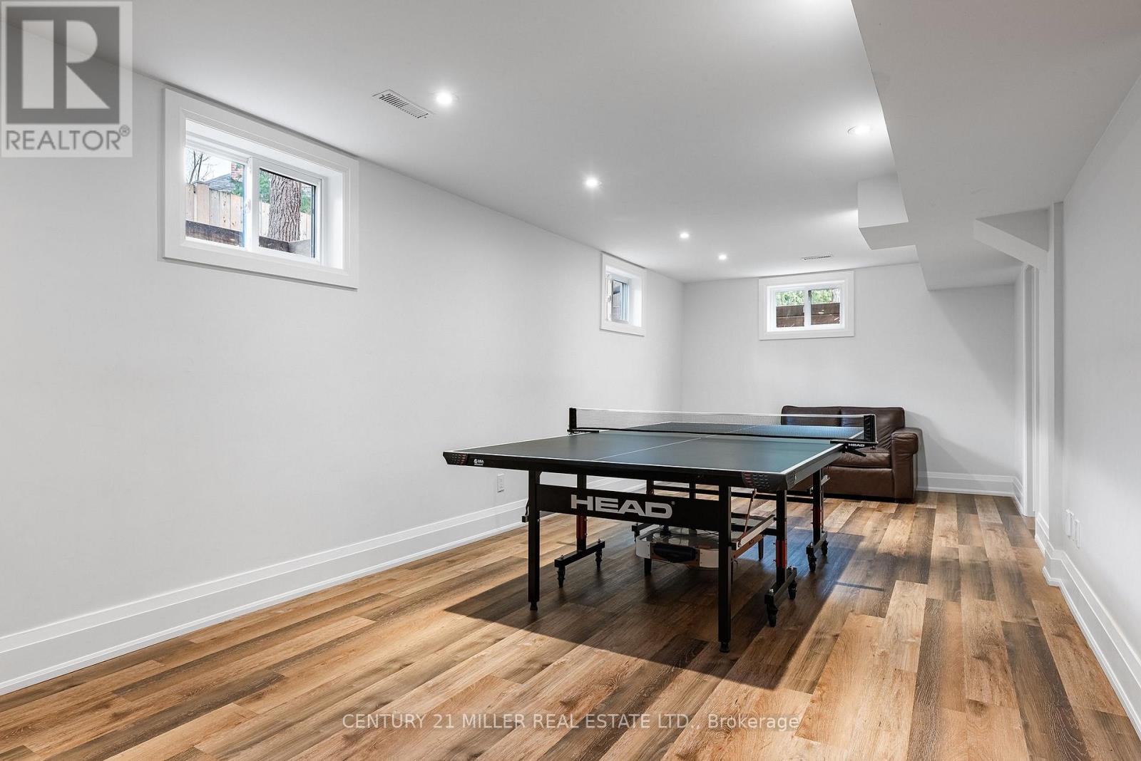 511 Coleen Drive, Oakville, Ontario  L6J 6A4 - Photo 30 - W12977796