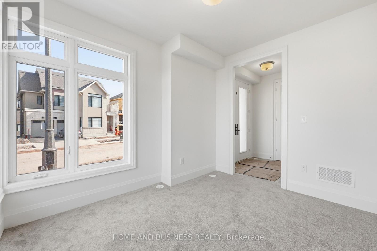 75 Jack Bowerbank Boulevard, Oakville, Ontario  L6M 4K1 - Photo 14 - W12977822