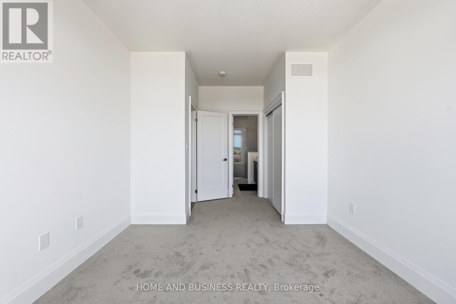 75 Jack Bowerbank Boulevard, Oakville, Ontario  L6M 4K1 - Photo 18 - W12977822