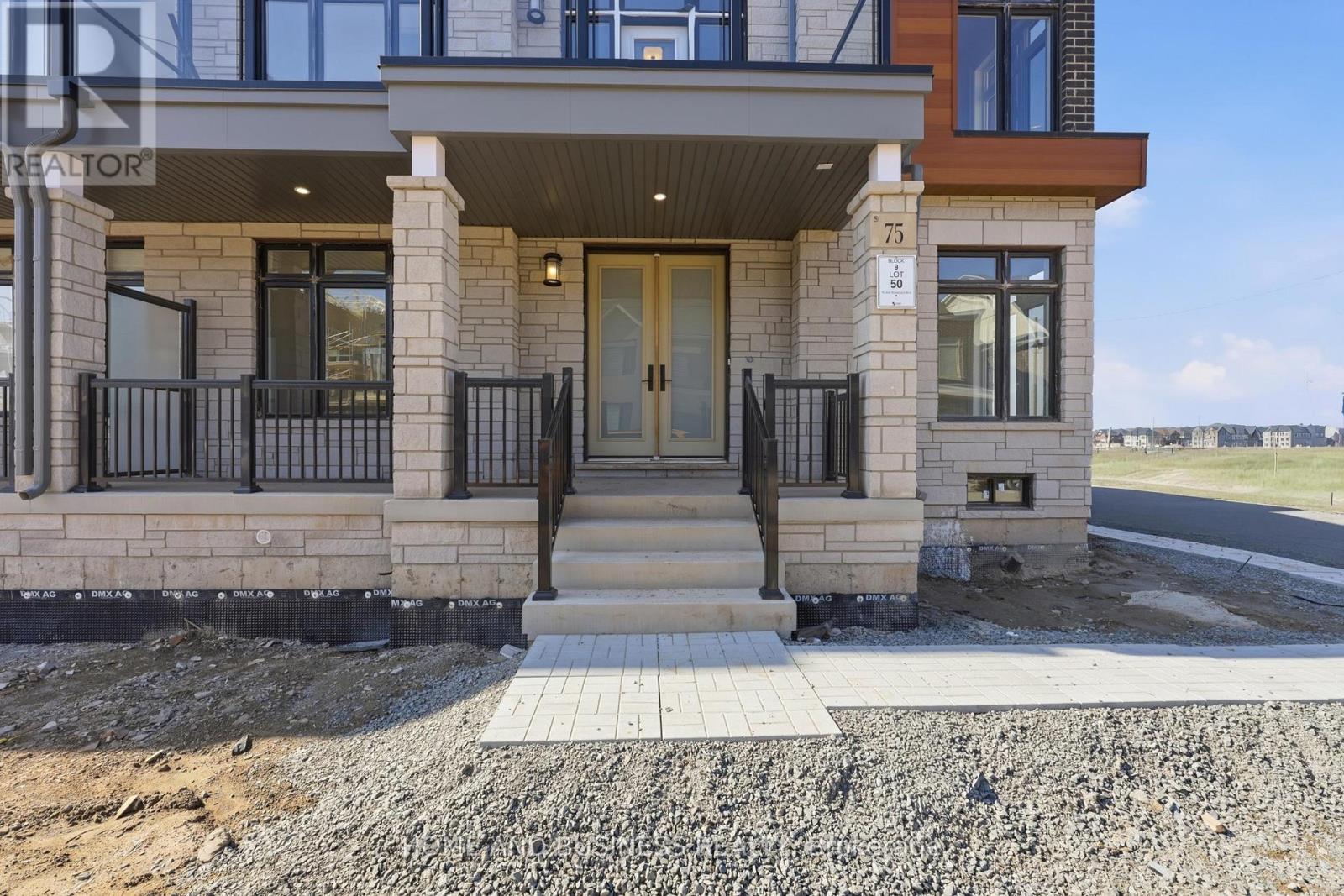 75 Jack Bowerbank Boulevard, Oakville, Ontario  L6M 4K1 - Photo 5 - W12977822