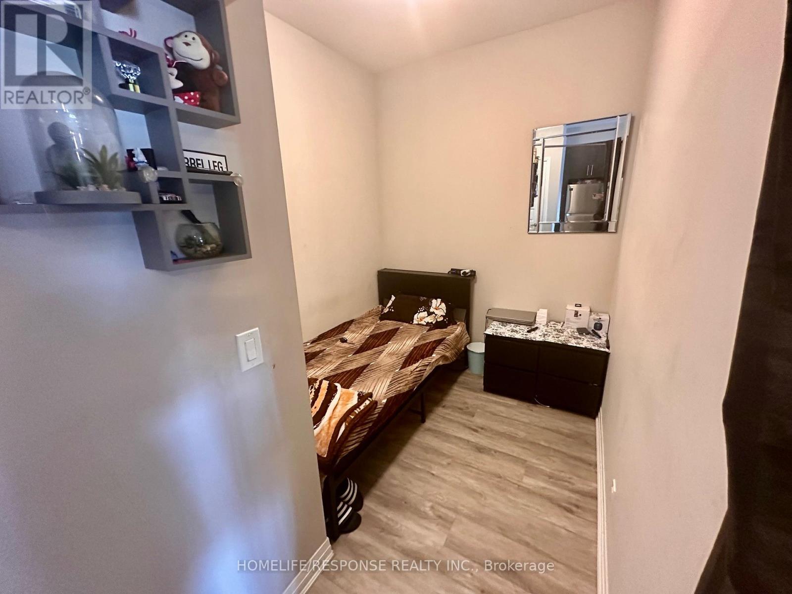 508 - 128 Grovewood Common, Oakville, Ontario  L6H 0X3 - Photo 13 - W12977840