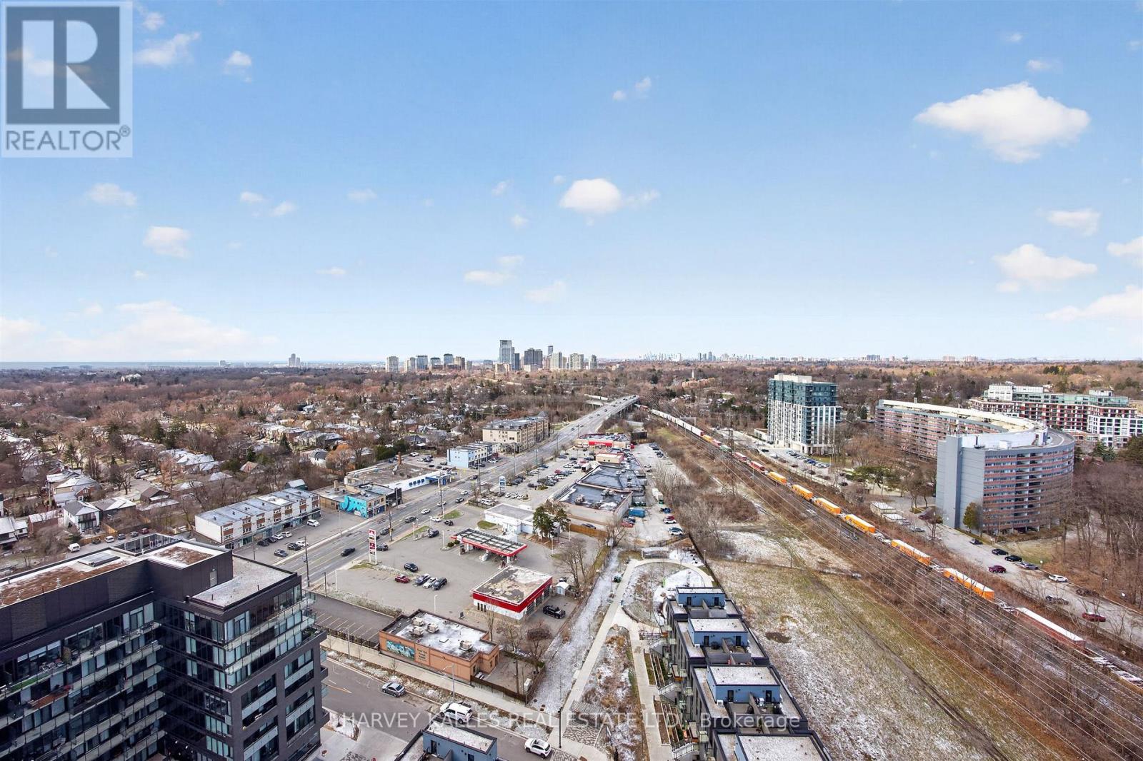 2001 - 20 Brin Drive, Toronto (Edenbridge-Humber Valley), Ontario  M8X 0B2 - Photo 20 - W12977880