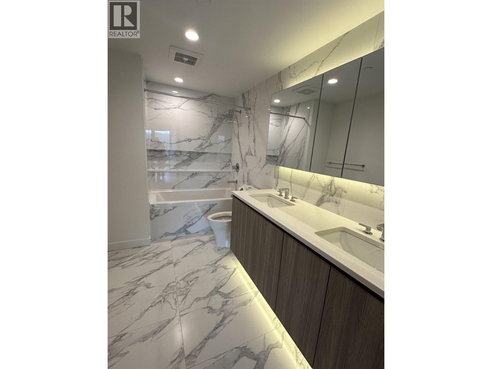 3008 4890 Lougheed Highway, Burnaby, British Columbia V5C 0N2 - Photo 11 - R3109199