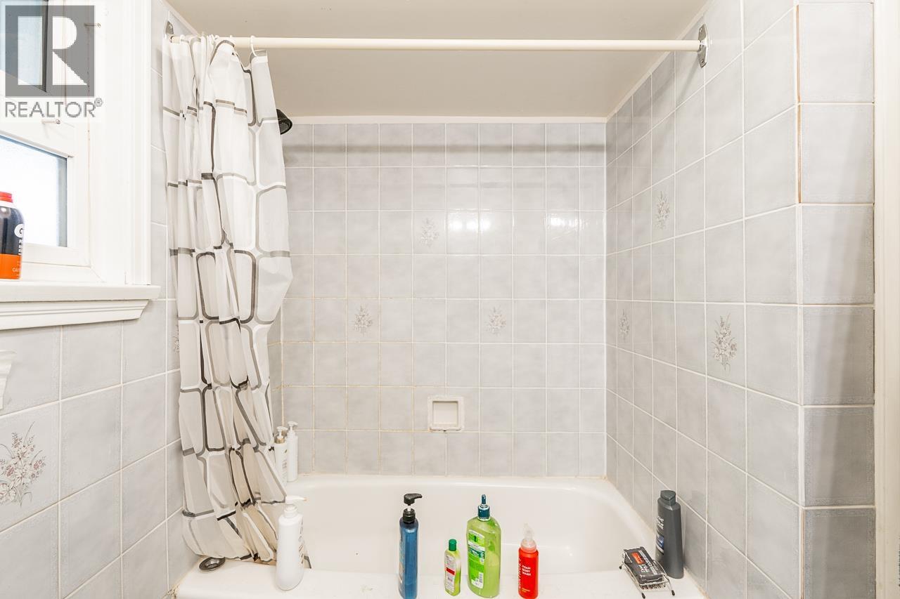 3163 Rupert Street, Vancouver, British Columbia  V5M 3V2 - Photo 11 - R3109209