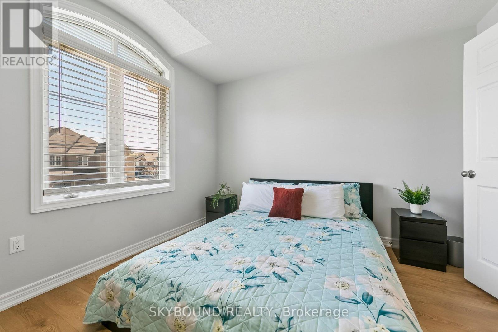 687 Megson Terrace, Milton, Ontario  L9T 8K4 - Photo 22 - W12976482