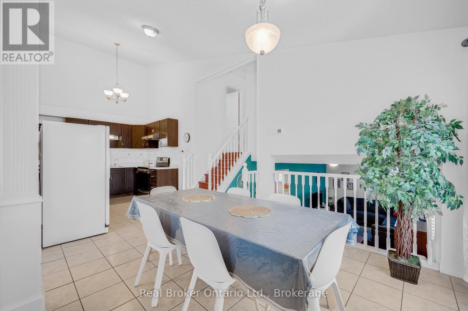 23 Mosser Drive, Cambridge, Ontario  N1P 1J1 - Photo 10 - X12978200