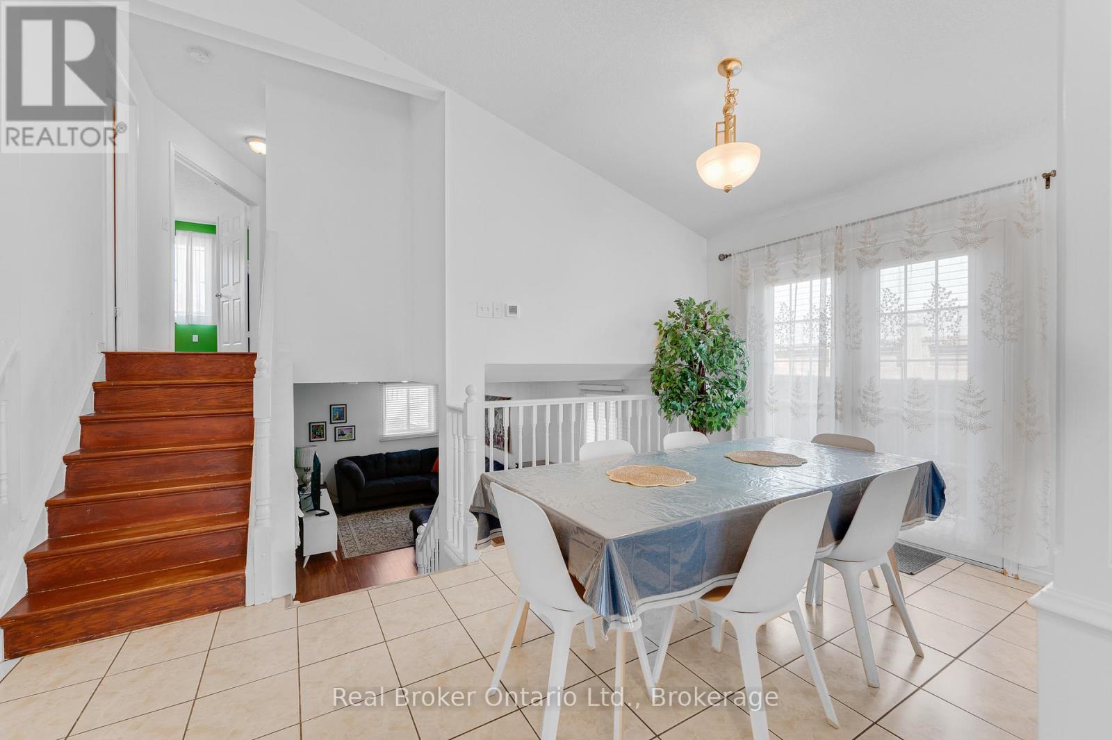 23 Mosser Drive, Cambridge, Ontario  N1P 1J1 - Photo 9 - X12978200