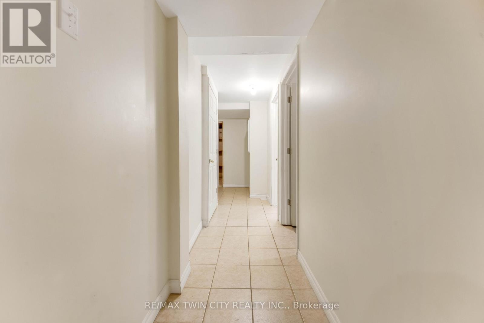 90 Donnenwerth Drive, Kitchener, Ontario  N2E 4C9 - Photo 27 - X12977860