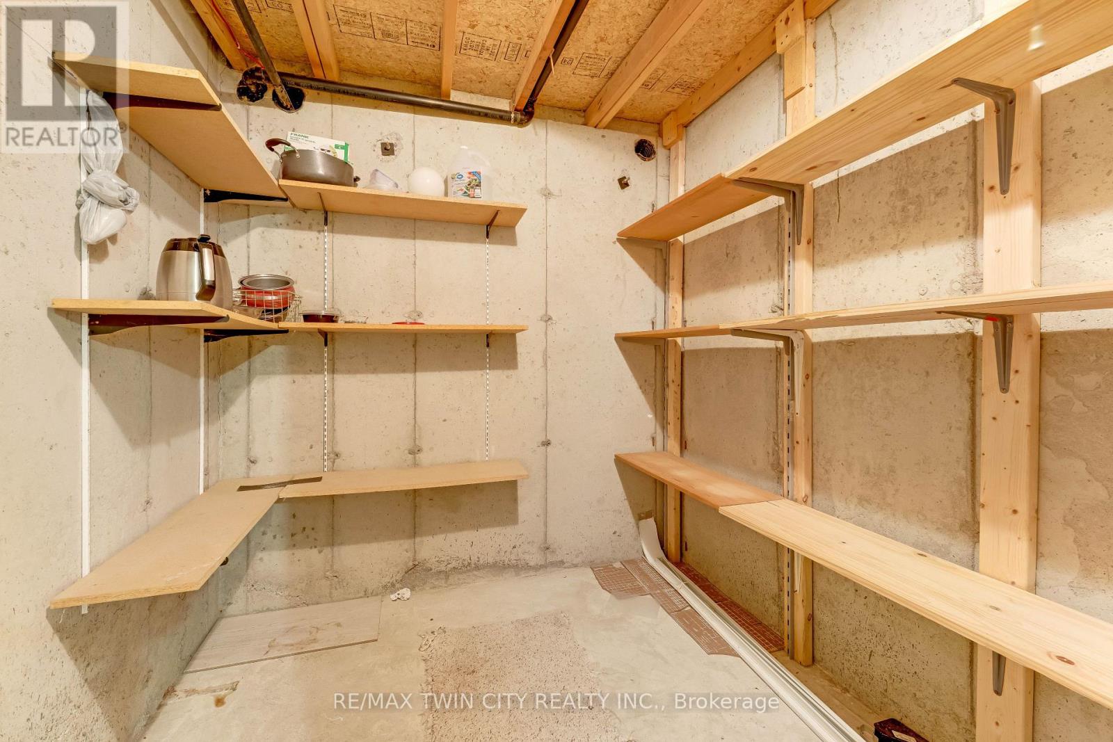 90 Donnenwerth Drive, Kitchener, Ontario  N2E 4C9 - Photo 30 - X12977860