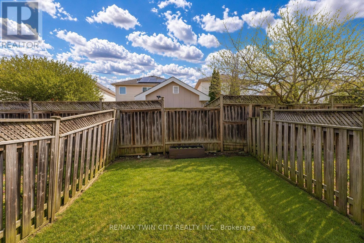 90 Donnenwerth Drive, Kitchener, Ontario  N2E 4C9 - Photo 33 - X12977860