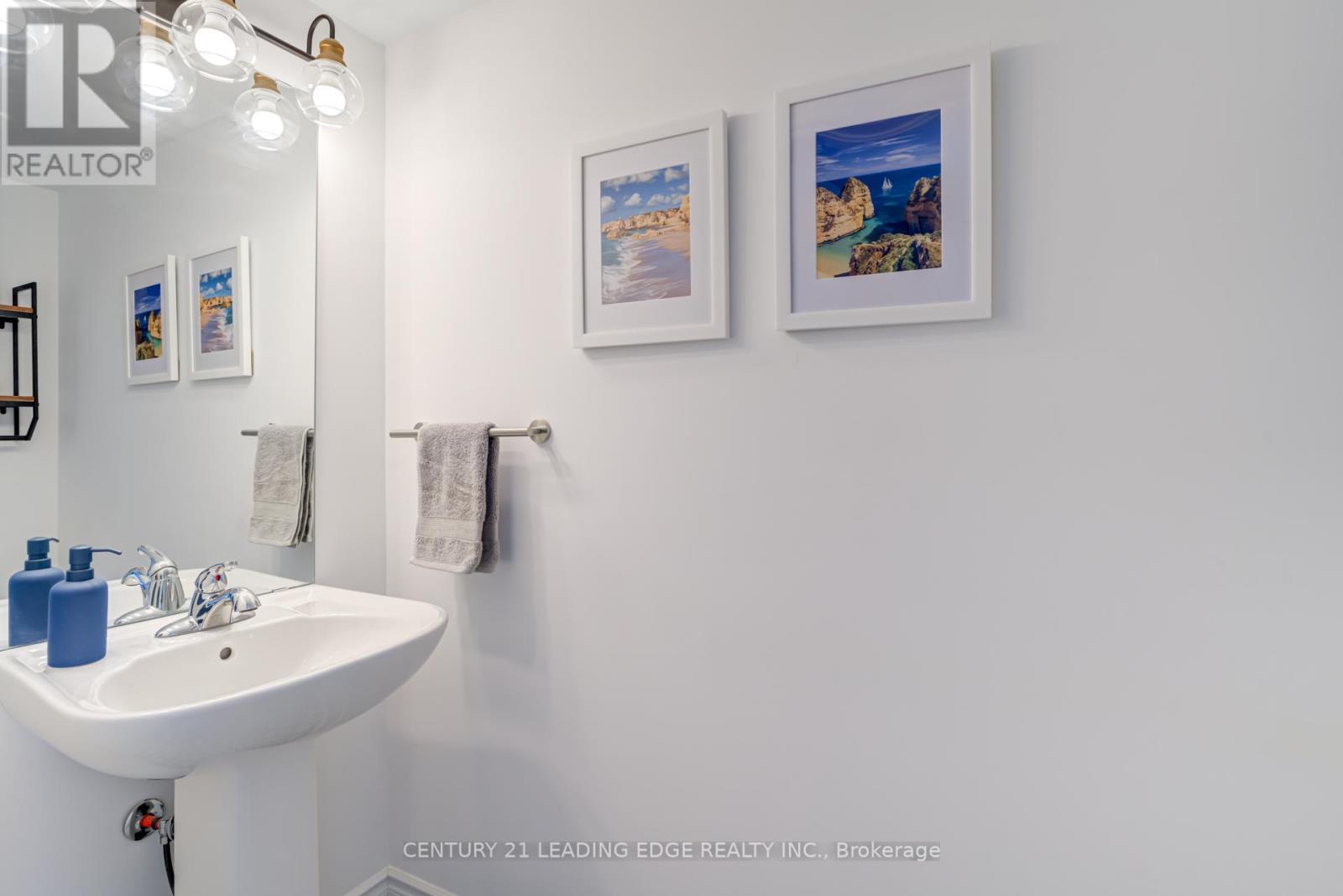 105 Marina Village Drive, Georgian Bay (Baxter), Ontario  L0K 1S0 - Photo 10 - X12977878