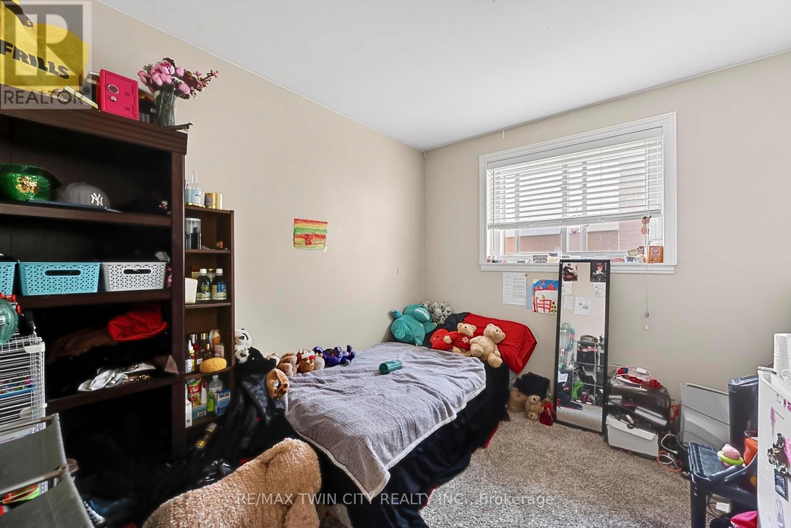 228 Holborn Drive, Kitchener, Ontario  N2A 2E8 - Photo 16 - X12977888