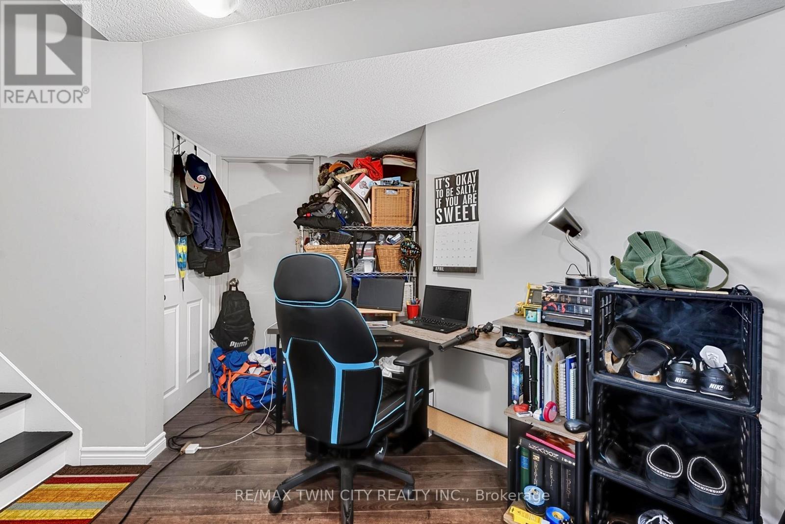 228 Holborn Drive, Kitchener, Ontario  N2A 2E8 - Photo 22 - X12977888