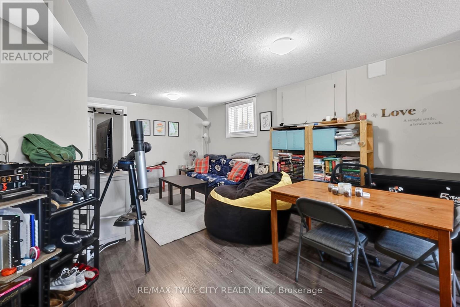 228 Holborn Drive, Kitchener, Ontario  N2A 2E8 - Photo 23 - X12977888