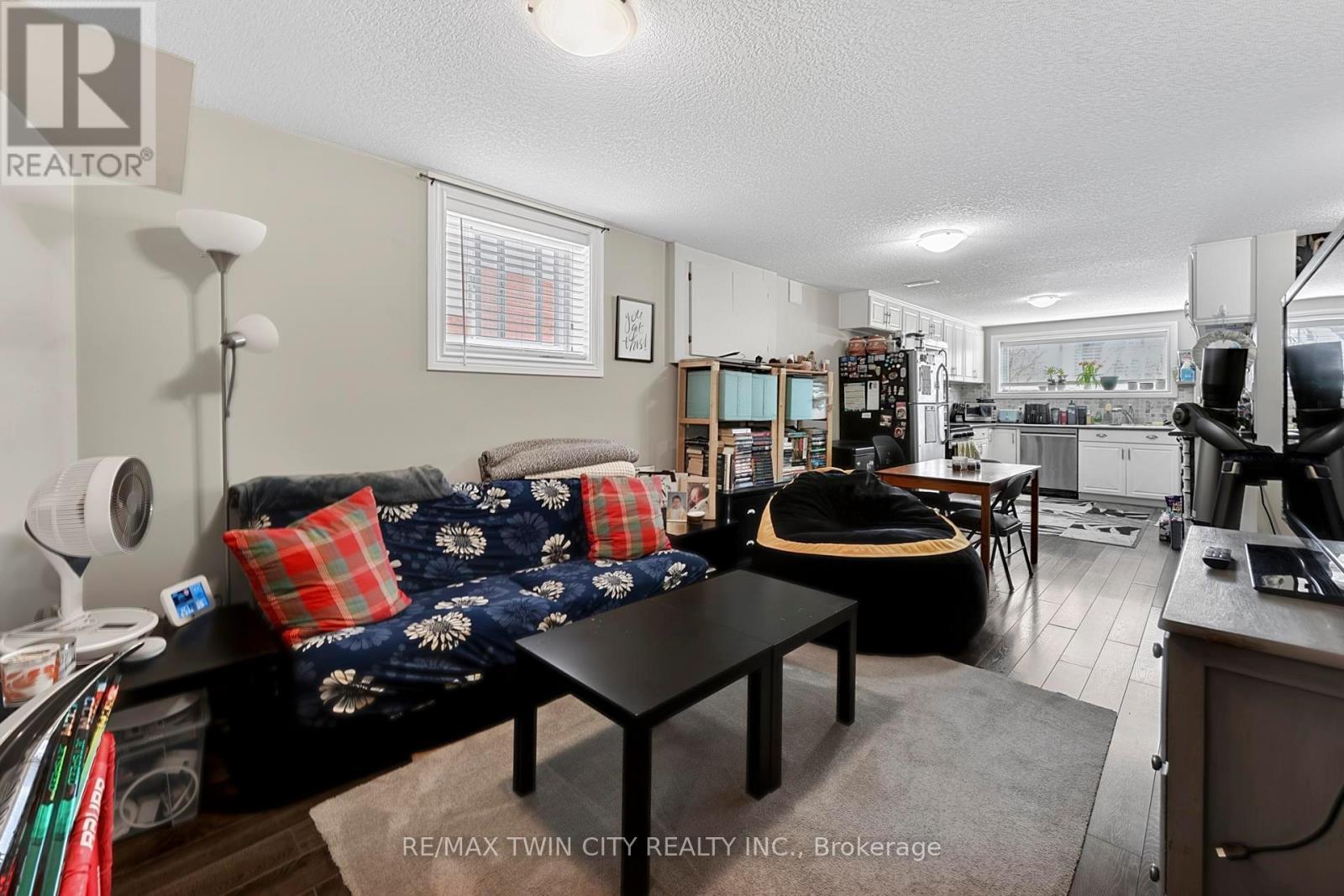 228 Holborn Drive, Kitchener, Ontario  N2A 2E8 - Photo 24 - X12977888