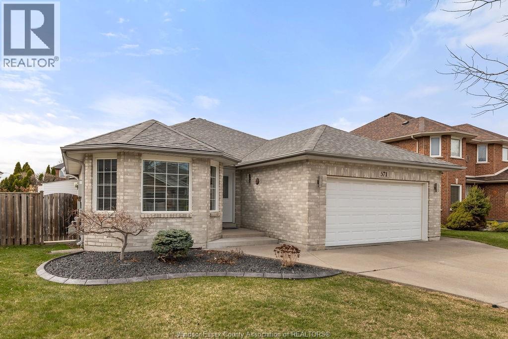 571 Banwell Road, Windsor, Ontario  N8P 1J8 - Photo 2 - 26007662