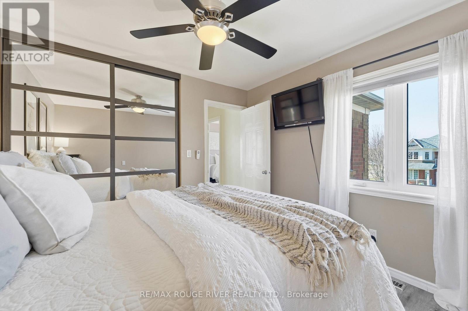 5 Iberville Road, Whitby, Ontario  L1M 1H5 - Photo 17 - E12978002