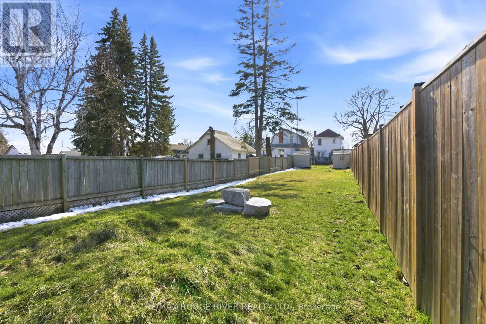 195 Burk Street, Oshawa, Ontario  L1J 4C2 - Photo 36 - E12978048