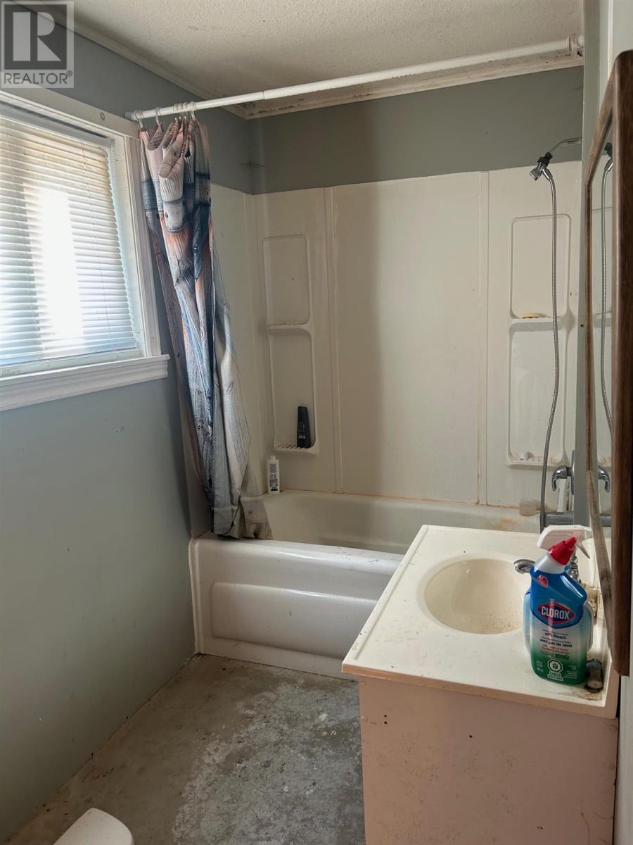 174 Maki Rd, Sault Ste. Marie, Ontario P6A 6K4 - Photo 15 - SM260406