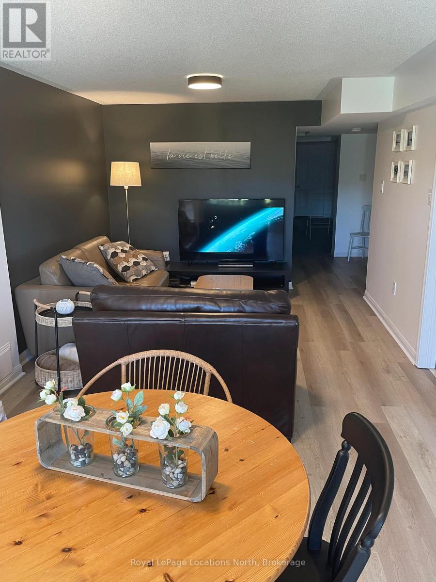 32 Berkshire Avenue, Wasaga Beach, Ontario  L9Z 0G3 - Photo 35 - S12978070