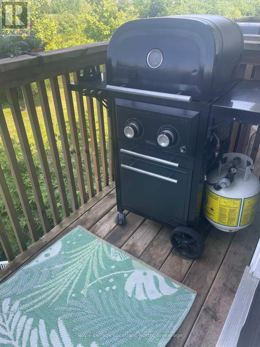 32 Berkshire Avenue, Wasaga Beach, Ontario  L9Z 0G3 - Photo 44 - S12978070