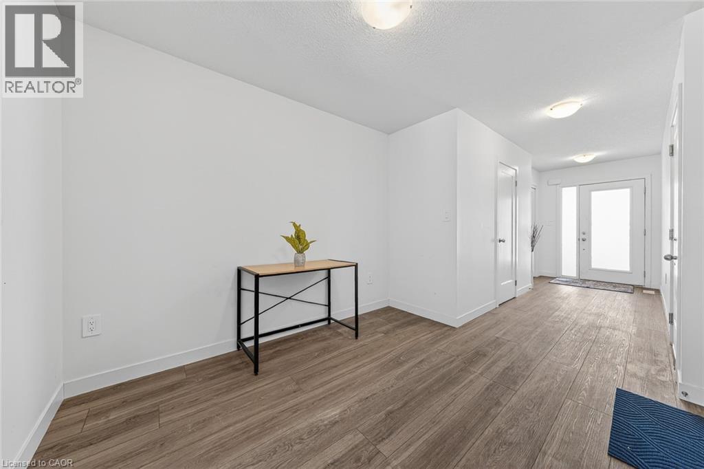 95 Queensbrook Crescent, Cambridge, Ontario N1S 0E4 - Photo 12 - 40819071