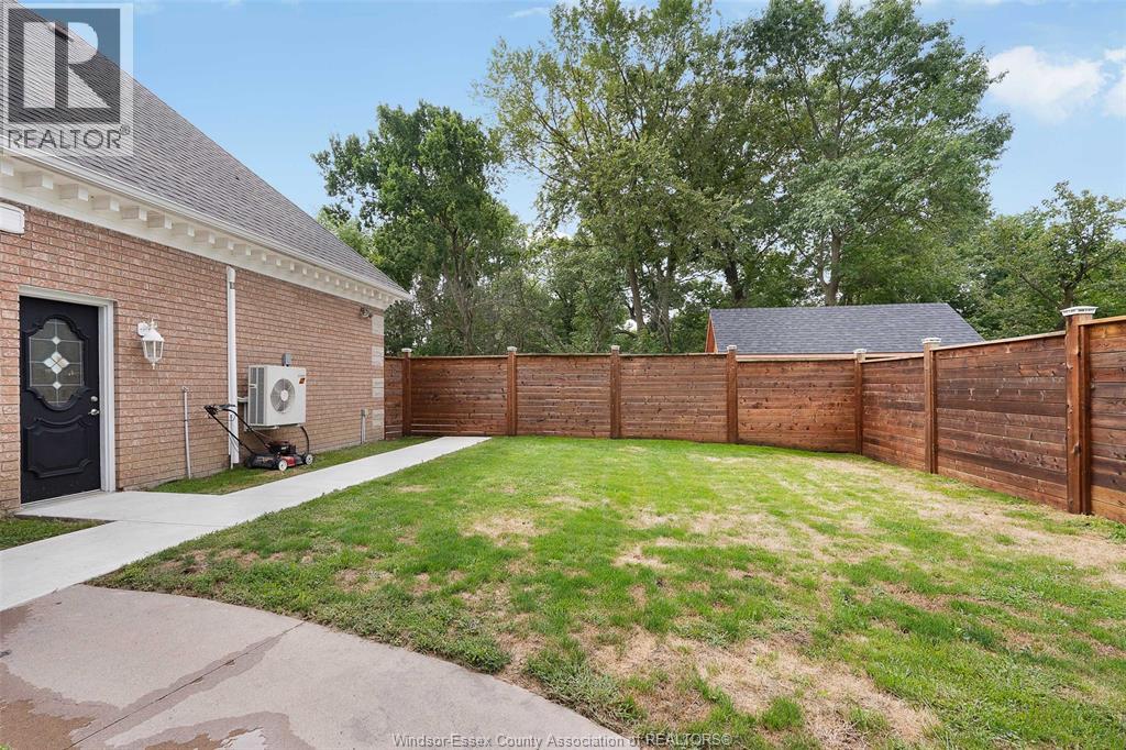 7566 Howard Avenue, Amherstburg, Ontario  N0R 1J0 - Photo 44 - 26007654