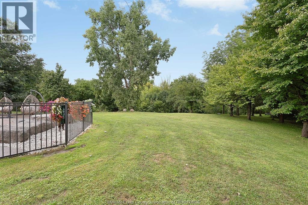 7566 Howard Avenue, Amherstburg, Ontario  N0R 1J0 - Photo 46 - 26007654