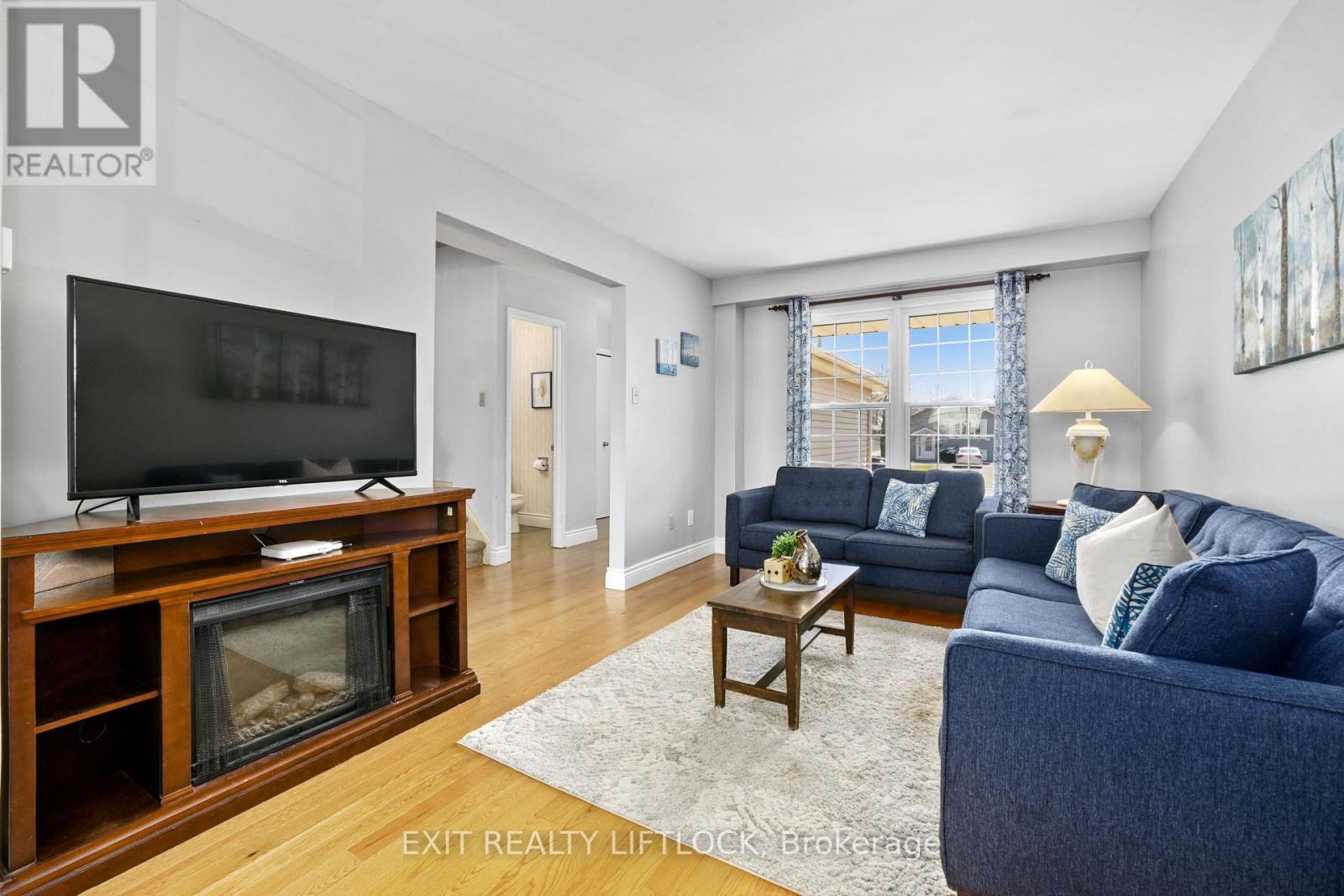 1243 Huntington Circle, Peterborough, Ontario  K9K 2B4 - Photo 6 - X12978190