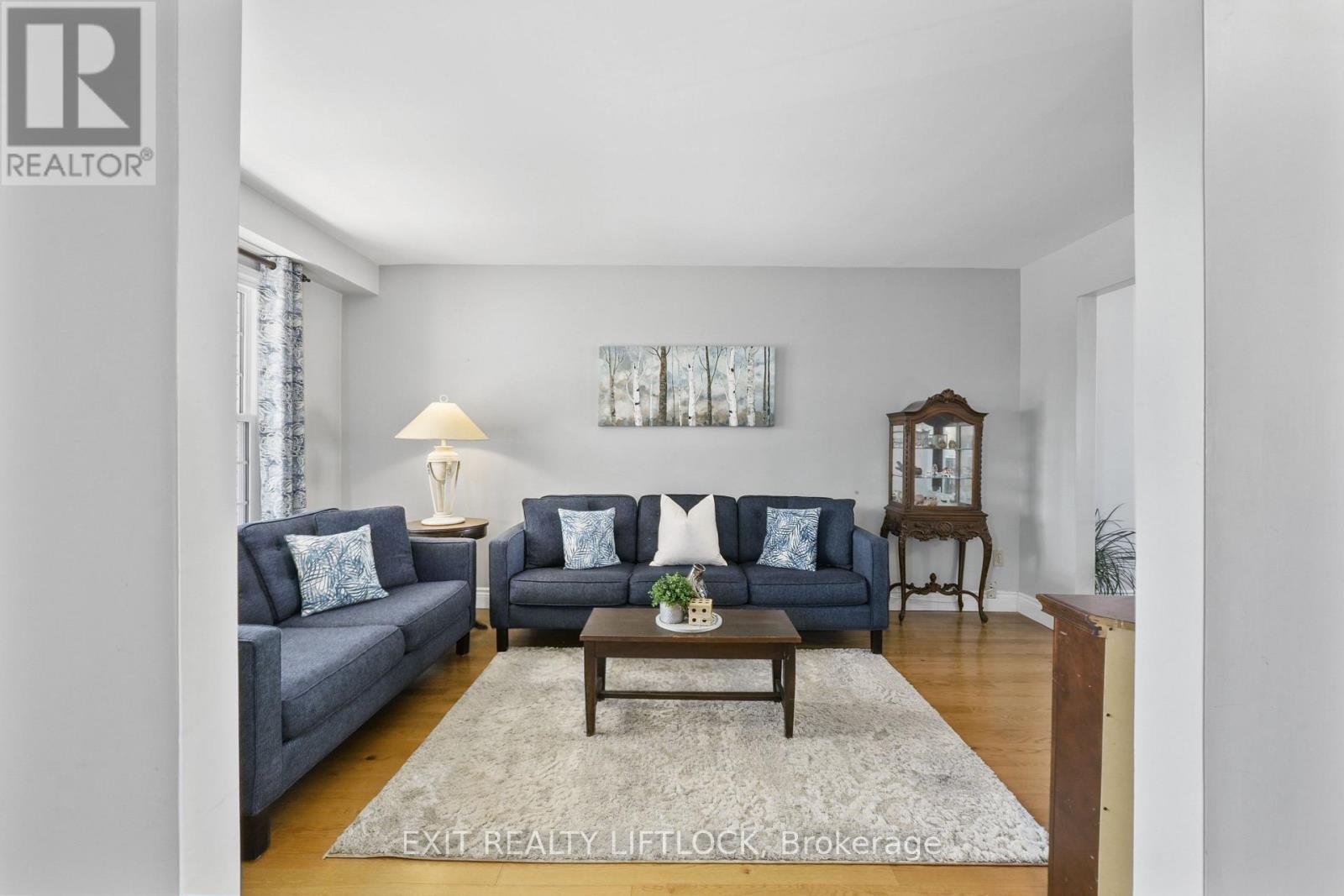 1243 Huntington Circle, Peterborough, Ontario  K9K 2B4 - Photo 7 - X12978190