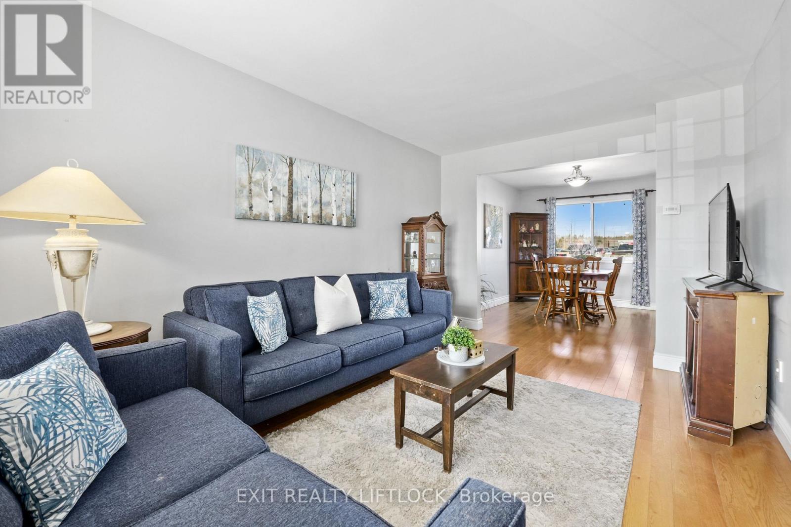 1243 Huntington Circle, Peterborough, Ontario  K9K 2B4 - Photo 8 - X12978190