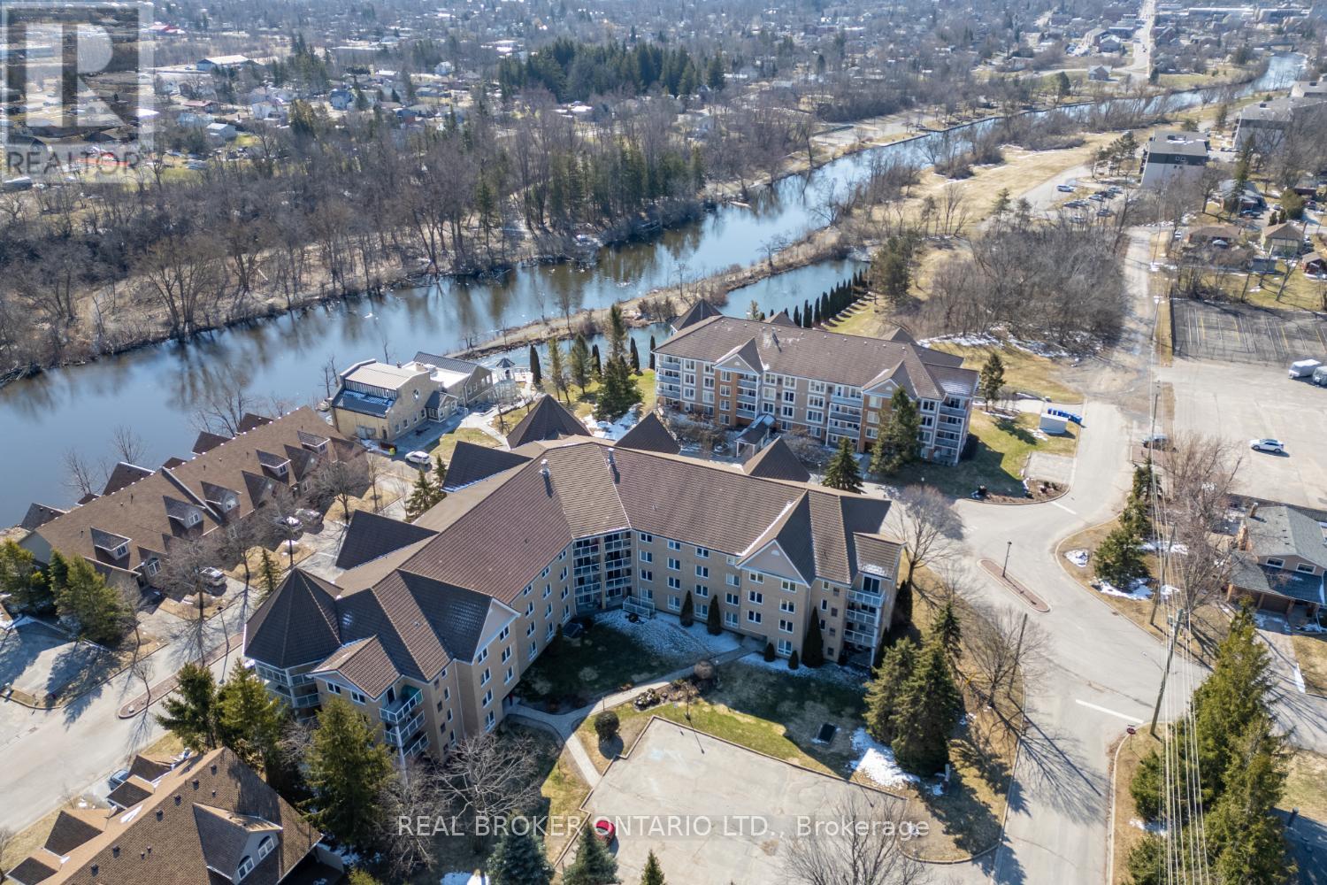 401 - 51 Rivermill Boulevard, Kawartha Lakes, Ontario  K9V 6E8 - Photo 3 - X12978196