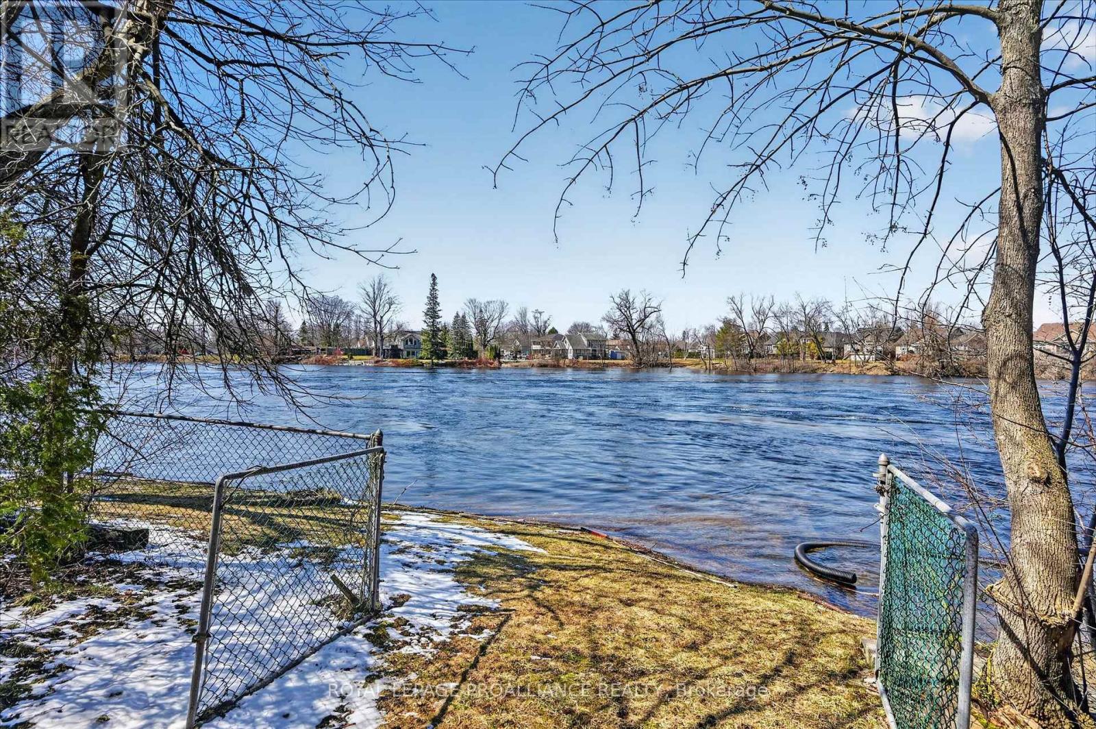 665 River Road S, Peterborough, Ontario  K9J 1E6 - Photo 13 - X12978226