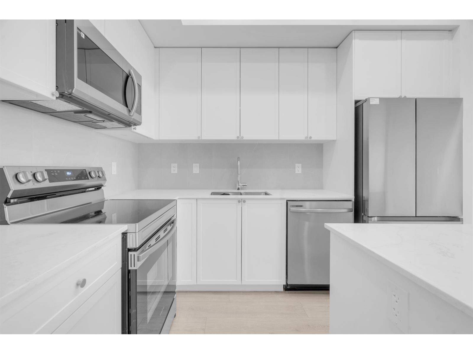 603 14778 106 Avenue, Surrey, British Columbia  V3R 5Y1 - Photo 5 - R3108677