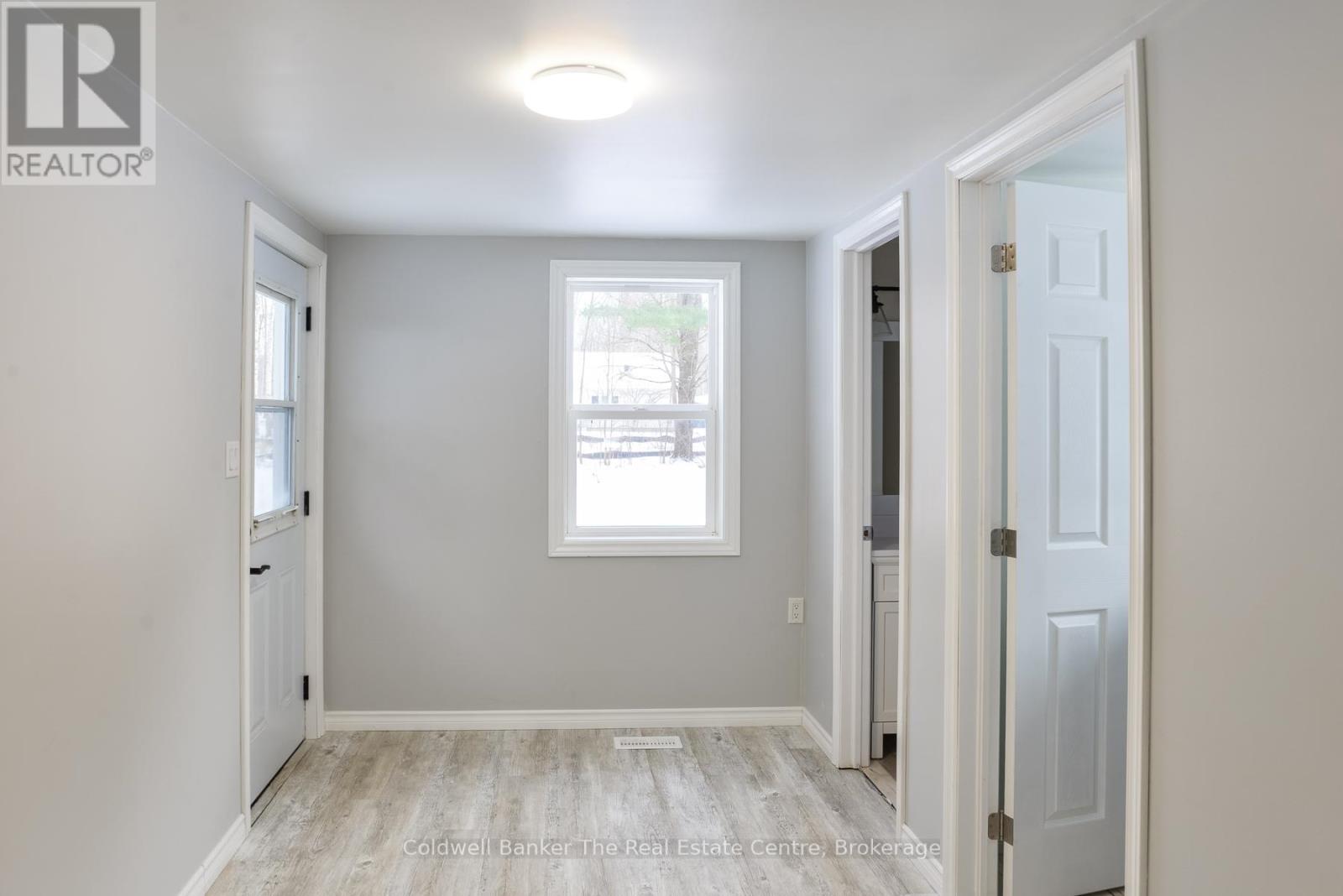 460 Wellington Street, Gravenhurst, Ontario  P1P 1A5 - Photo 17 - X12978208