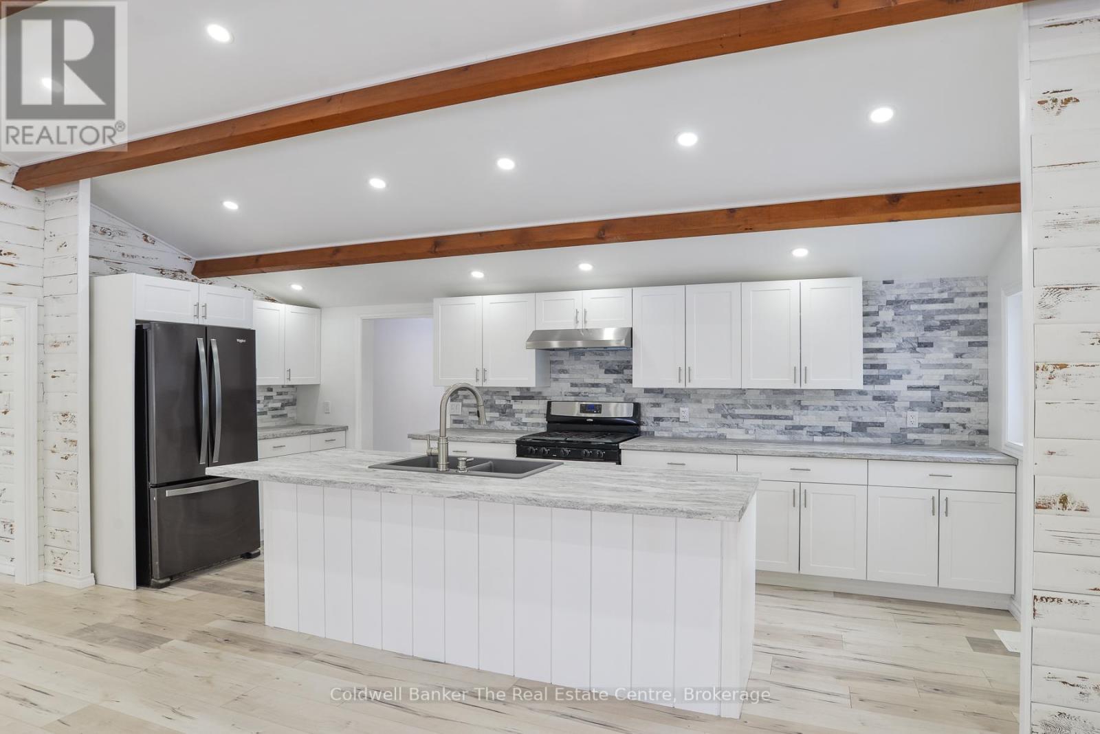 460 Wellington Street, Gravenhurst, Ontario  P1P 1A5 - Photo 6 - X12978208