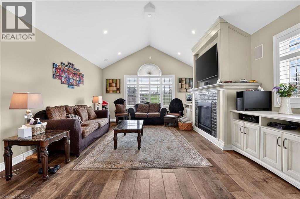 5499 Attema Crescent, West Lincoln, Ontario  L0R 1Y0 - Photo 14 - 40817753