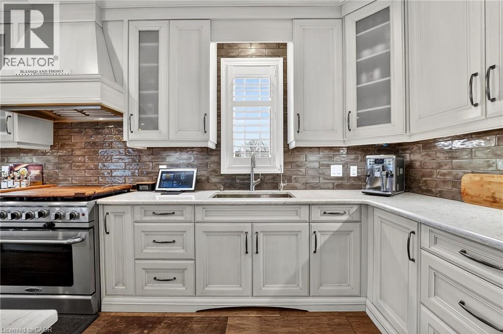 5499 Attema Crescent, West Lincoln, Ontario  L0R 1Y0 - Photo 12 - 40817753