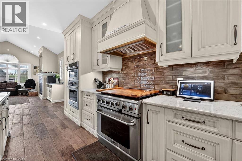 5499 Attema Crescent, West Lincoln, Ontario  L0R 1Y0 - Photo 13 - 40817753