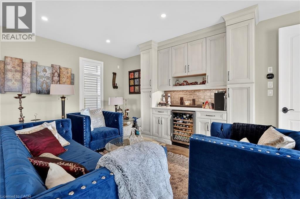 5499 Attema Crescent, West Lincoln, Ontario  L0R 1Y0 - Photo 7 - 40817753