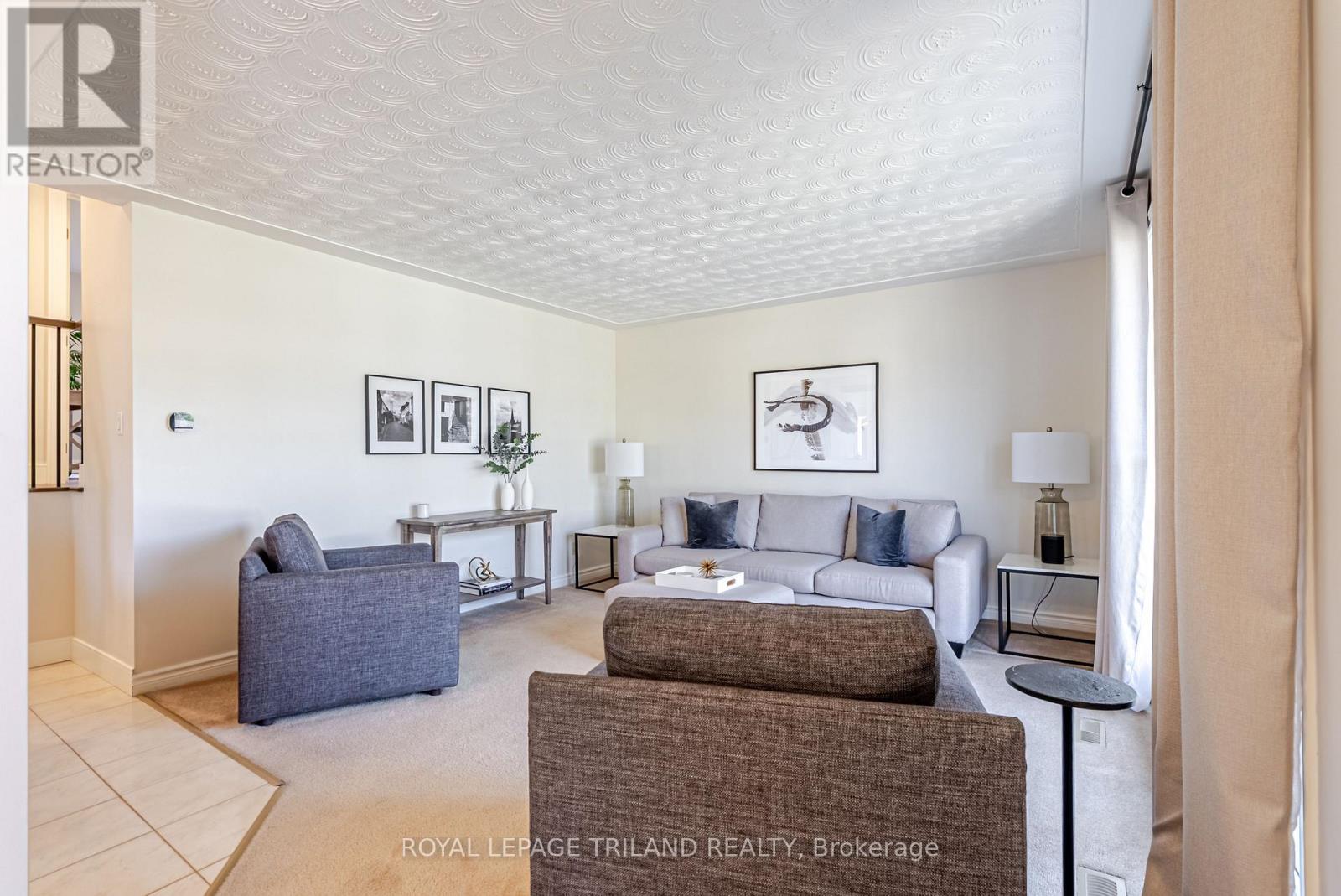 183 Canterbury Drive, Thames Centre, Ontario N0L 1G3 - Photo 8 - X12978038