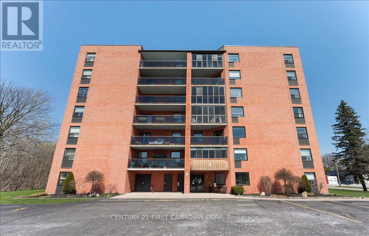 706 - 5 Mill Pond Court, Norfolk, Ontario  N3Y 5J6 - Photo 2 - X12978088