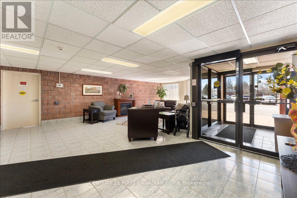 706 - 5 Mill Pond Court, Norfolk, Ontario  N3Y 5J6 - Photo 4 - X12978088