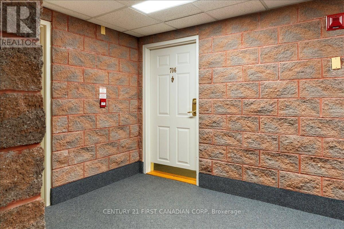 706 - 5 Mill Pond Court, Norfolk, Ontario  N3Y 5J6 - Photo 6 - X12978088