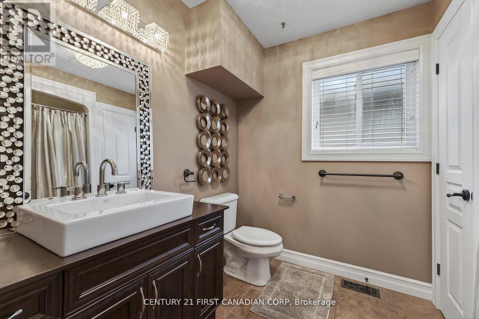 167 Tanoak Drive, London North, Ontario  N6G 5A1 - Photo 15 - X12978192