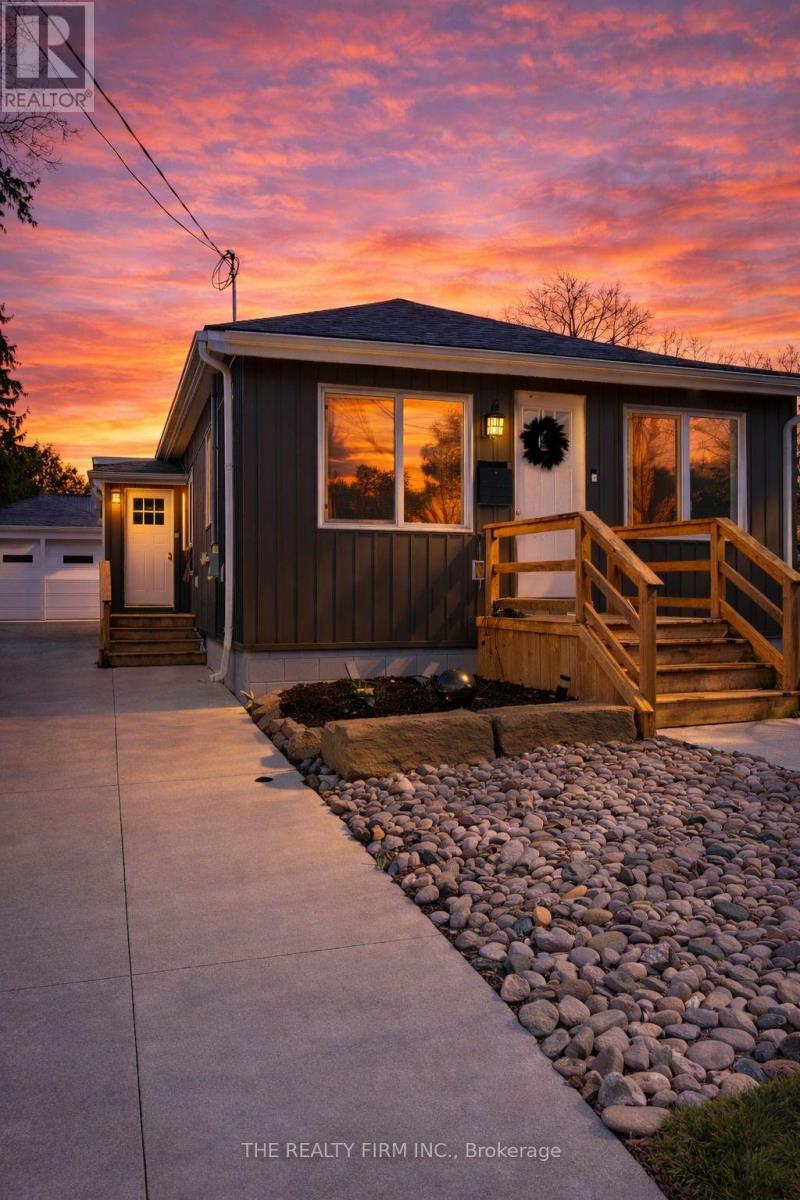 10 FIFTH AVENUE, St. Thomas, Ontario