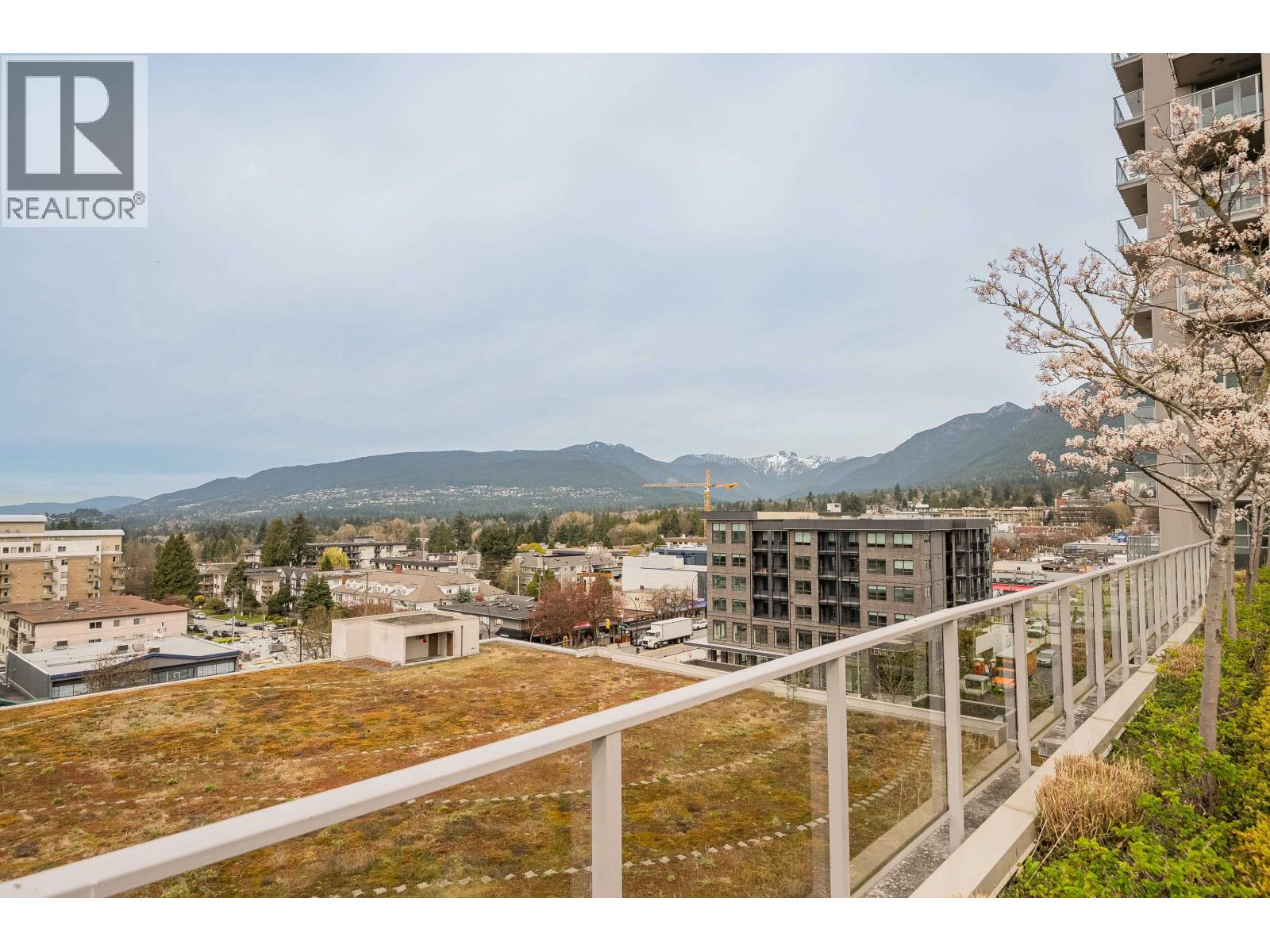 319 135 E 17th Street, North Vancouver, British Columbia  V7L 0C4 - Photo 38 - R3109061