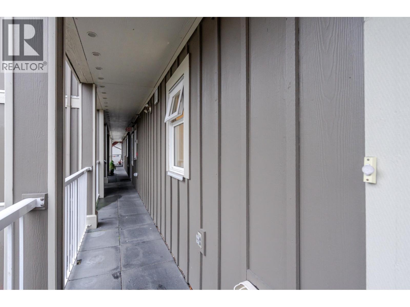 304 4272 Albert Street, Burnaby, British Columbia  V5C 2E8 - Photo 8 - R3108689